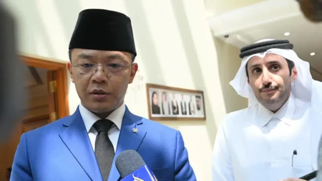 Menteri Luar Negeri Sugiono