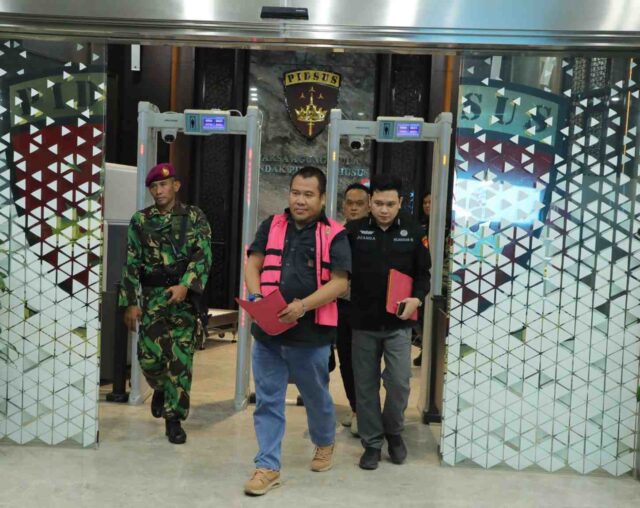 tersangka korupsi ekspor tanah jarang