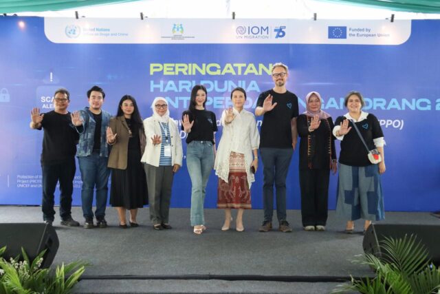Hari anti perdagangan orang sedunia