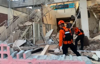 Gempa M7,7 Guncang NTT, BNPB: 14 Orang Meninggal dan Puluhan Bangunan Rusak