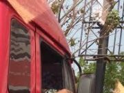 Merokok Sambil Berkendara Bisa Dipidana, Keselamatan Pengguna Jalan Jadi Taruhan