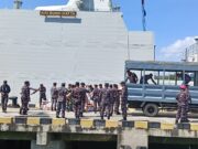 KRI Bung Hatta-320 Bawa Bantuan TNI AL untuk warga terdampak Gempa di NTT
