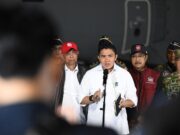 Seskab Teddy: Atas Instruksi Presiden, 253 Ton Logistik Telah Dikirim ke NTT