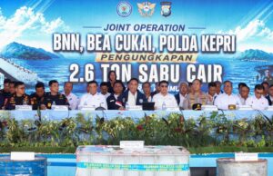 Bea Cukai dan BNN Ungkap Sabu Cair Senilai Rp8,5 Triliun di Kepri