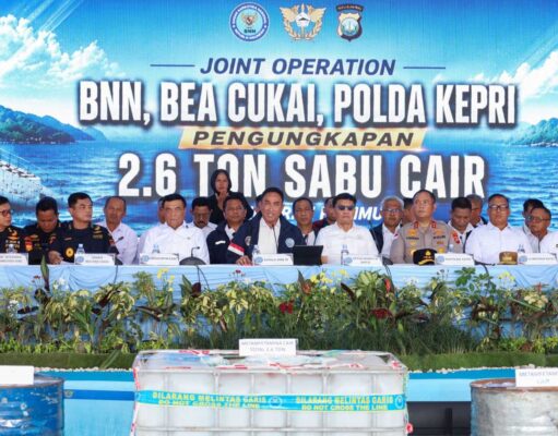Bea Cukai dan BNN Ungkap Sabu Cair Senilai Rp8,5 Triliun di Kepri