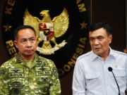 Panglima TNI Dampingi Menko Polkam Sampaikan Imbauan Jaga Kondusivitas Bangsa