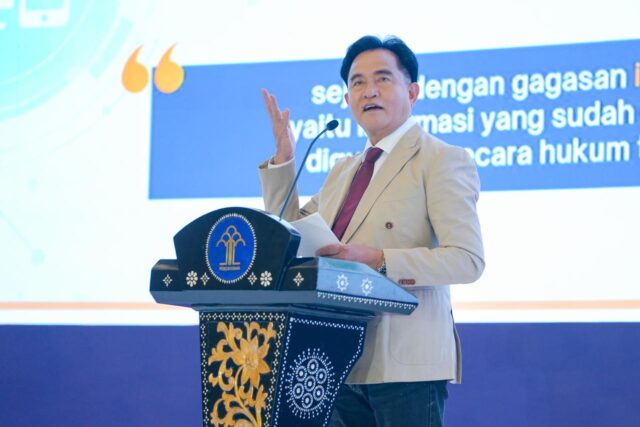 Menko Yusril