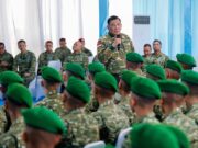 Menhan Beri Pesan ke Prajurit Yonif TP 842/Badak Sakti: Kalian harus dekat dengan rakyat