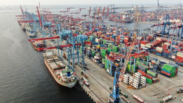 IPC Terminal Petikemas
