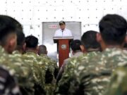 Lepas Misi Port Visit KRI dr. Wahidin, Menko Polkam Tekankan Kemanusiaan dan Diplomasi