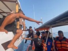 Kapal Wisata Tenggelam di Perairan Pulau Tatawa Labuan Bajo, Tim SAR Gabungan Evakuasi 29 penumpang dan Satu orang masih dalam pencarian