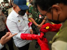 Menko Polkam Luncurkan Penerapan Perdana Teknologi Dry Ice untuk Mengurai Kabut Asap Karhutla di Sumsel